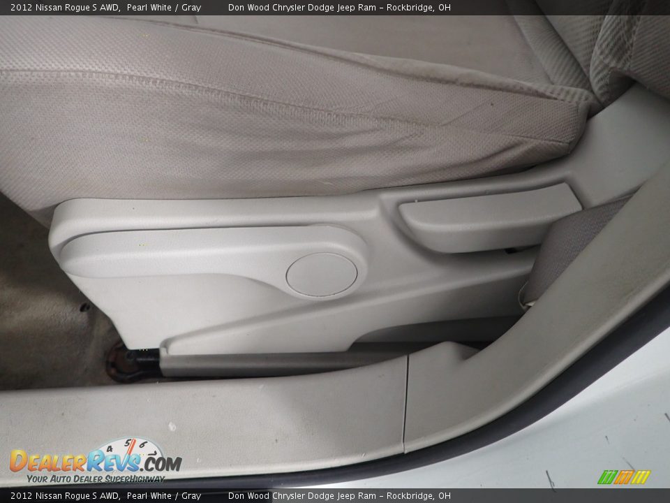 2012 Nissan Rogue S AWD Pearl White / Gray Photo #11