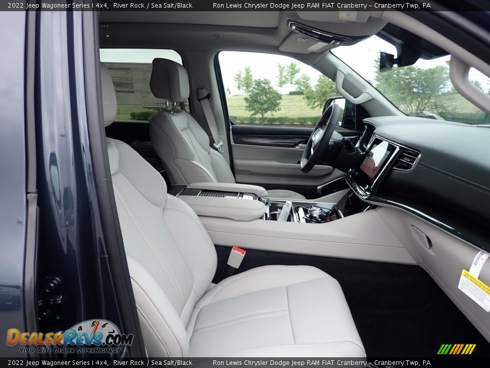 Front Seat of 2022 Jeep Wagoneer Series I 4x4 Photo #10