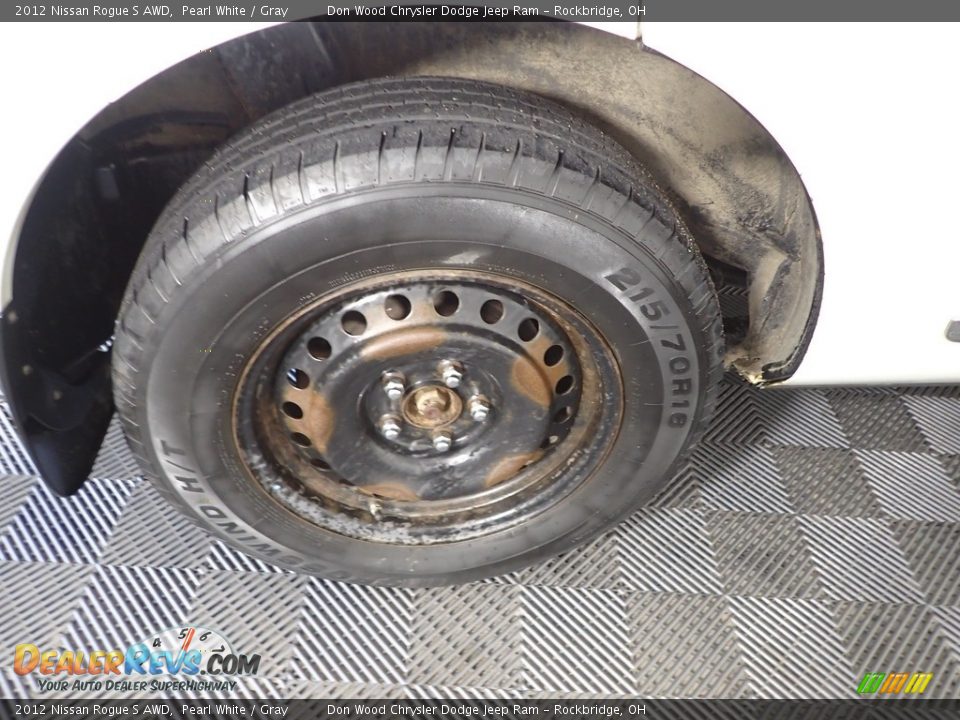 2012 Nissan Rogue S AWD Pearl White / Gray Photo #26