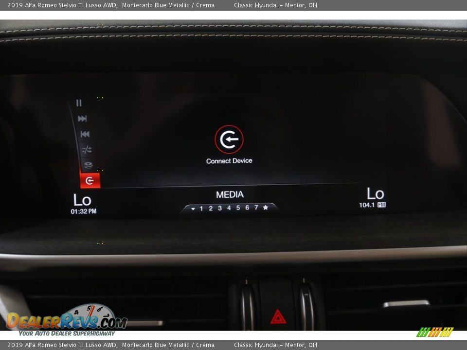 2019 Alfa Romeo Stelvio Ti Lusso AWD Montecarlo Blue Metallic / Crema Photo #11