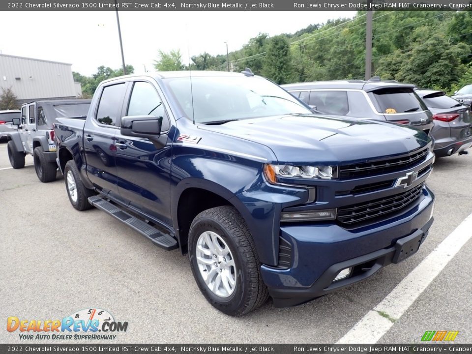 Front 3/4 View of 2022 Chevrolet Silverado 1500 Limited RST Crew Cab 4x4 Photo #3