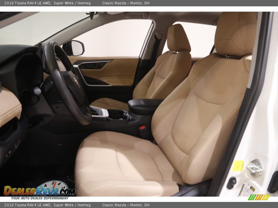 2019 Toyota RAV4 LE AWD Super White / Nutmeg Photo #5