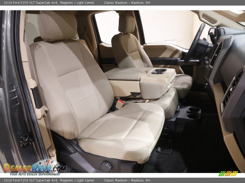 2019 Ford F150 XLT SuperCab 4x4 Magnetic / Light Camel Photo #15