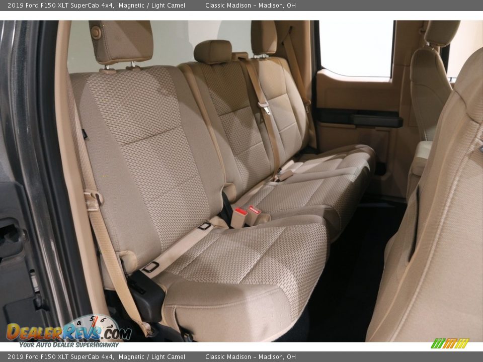 2019 Ford F150 XLT SuperCab 4x4 Magnetic / Light Camel Photo #16