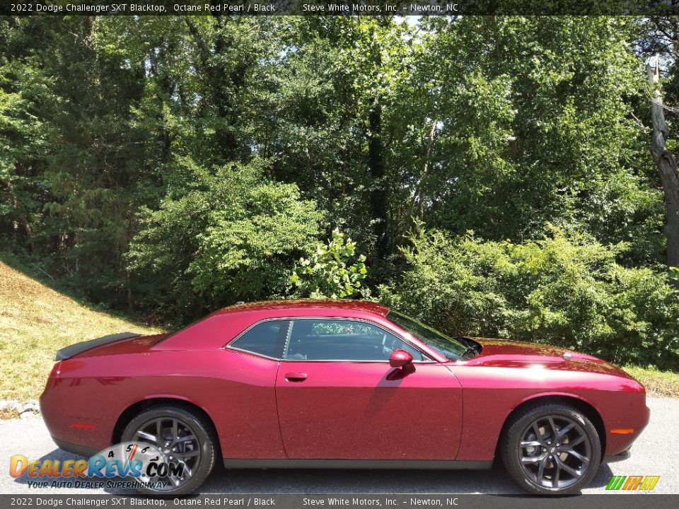 2022 Dodge Challenger SXT Blacktop Octane Red Pearl / Black Photo #5