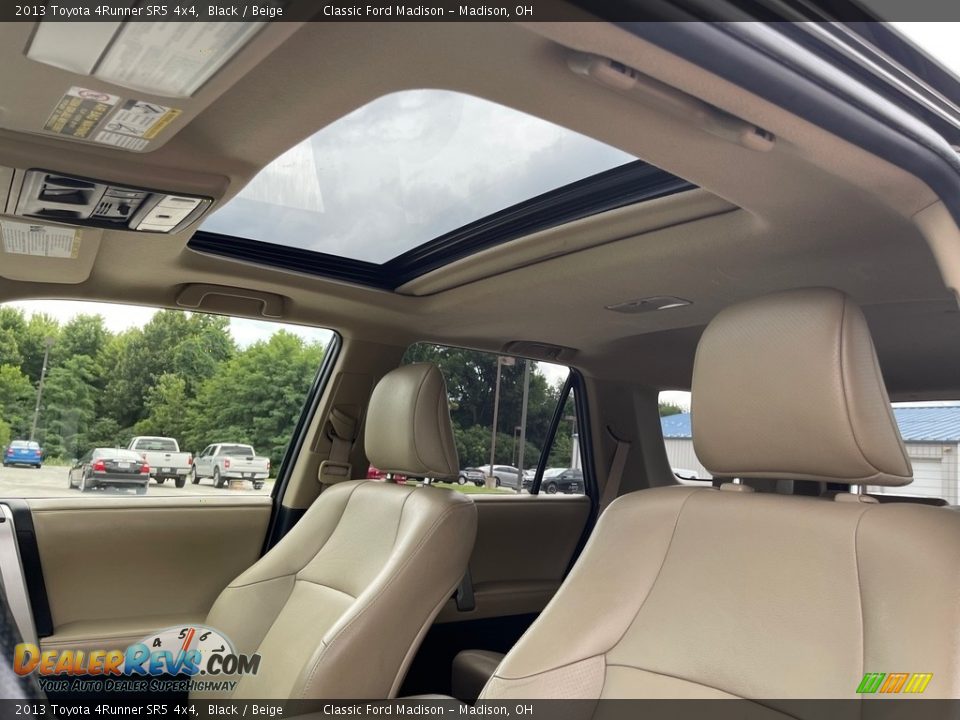 2013 Toyota 4Runner SR5 4x4 Black / Beige Photo #11