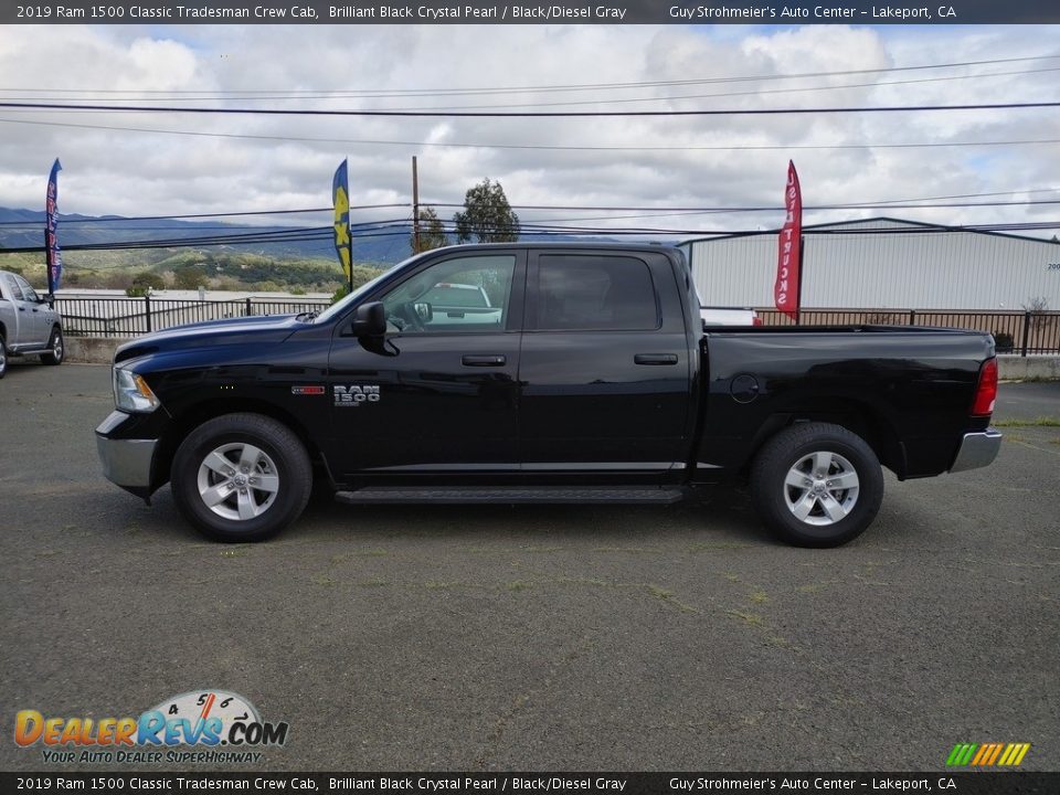 2019 Ram 1500 Classic Tradesman Crew Cab Brilliant Black Crystal Pearl / Black/Diesel Gray Photo #4