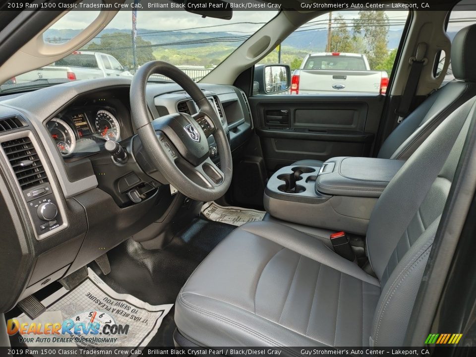 2019 Ram 1500 Classic Tradesman Crew Cab Brilliant Black Crystal Pearl / Black/Diesel Gray Photo #10