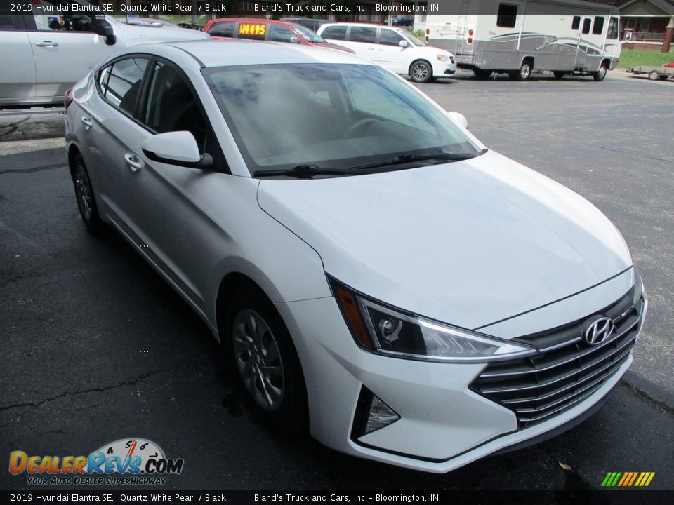 2019 Hyundai Elantra SE Quartz White Pearl / Black Photo #5