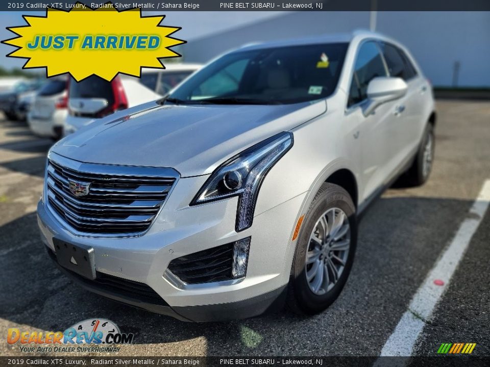 2019 Cadillac XT5 Luxury Radiant Silver Metallic / Sahara Beige Photo #1