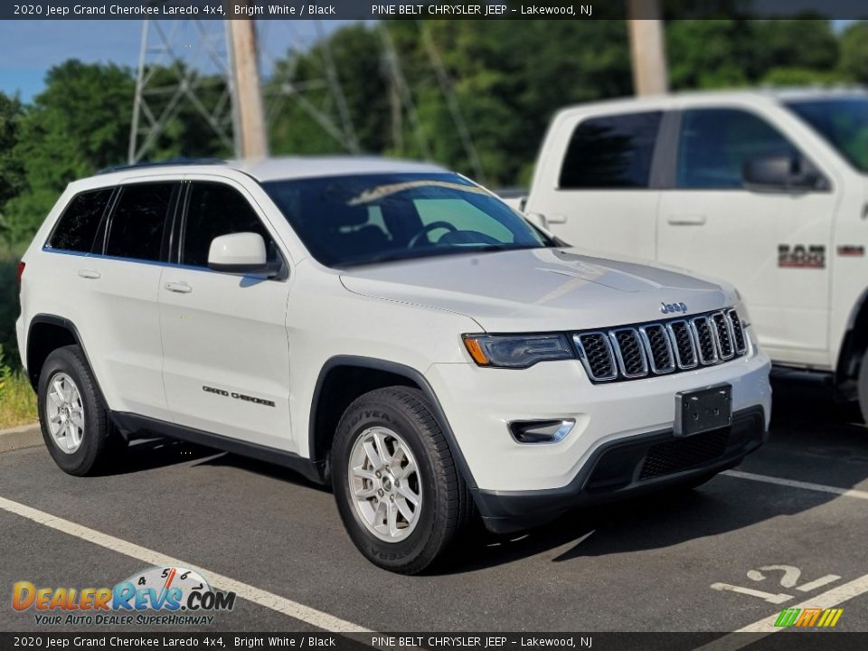 2020 Jeep Grand Cherokee Laredo 4x4 Bright White / Black Photo #3