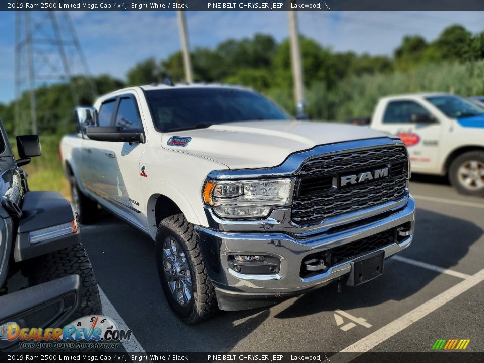 Front 3/4 View of 2019 Ram 2500 Limited Mega Cab 4x4 Photo #3