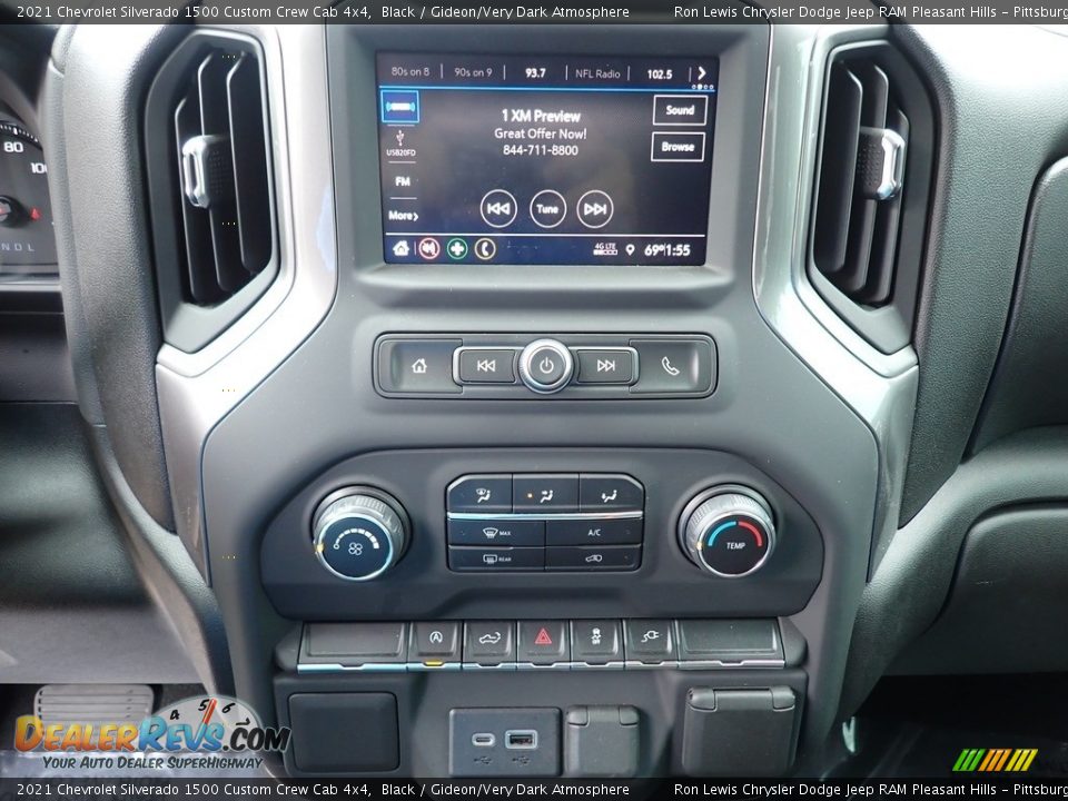 2021 Chevrolet Silverado 1500 Custom Crew Cab 4x4 Black / Gideon/Very Dark Atmosphere Photo #19