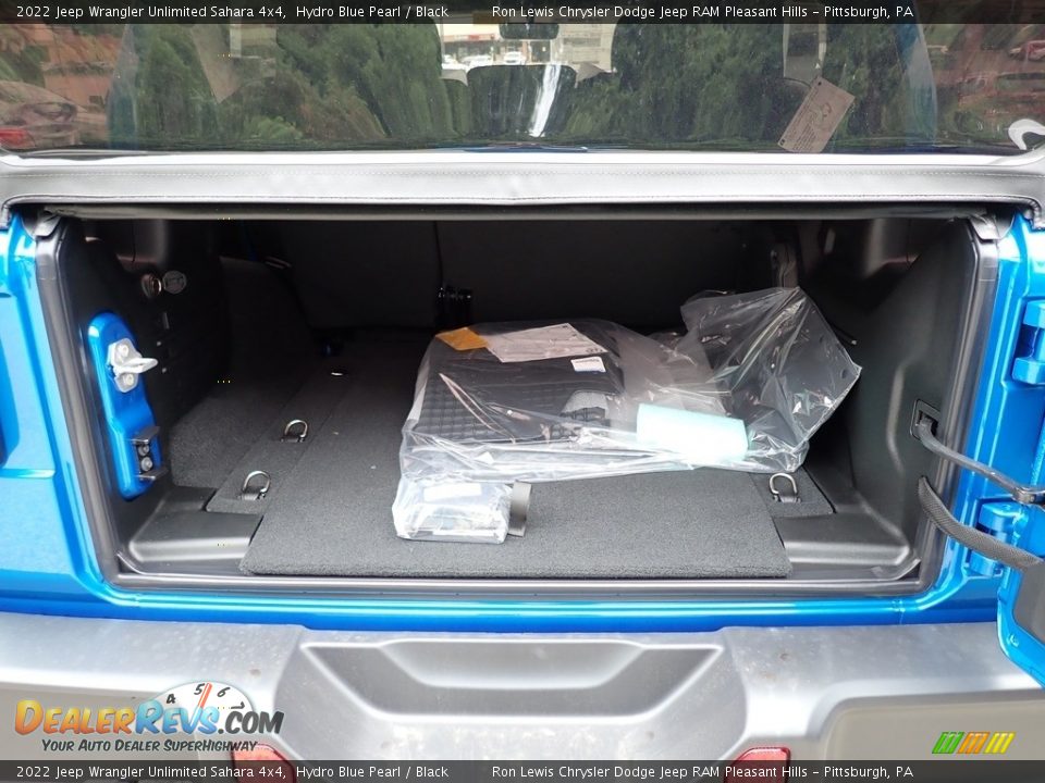 2022 Jeep Wrangler Unlimited Sahara 4x4 Hydro Blue Pearl / Black Photo #5
