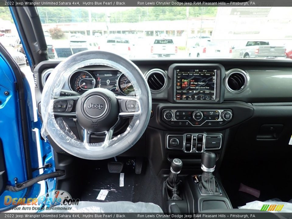 2022 Jeep Wrangler Unlimited Sahara 4x4 Hydro Blue Pearl / Black Photo #13