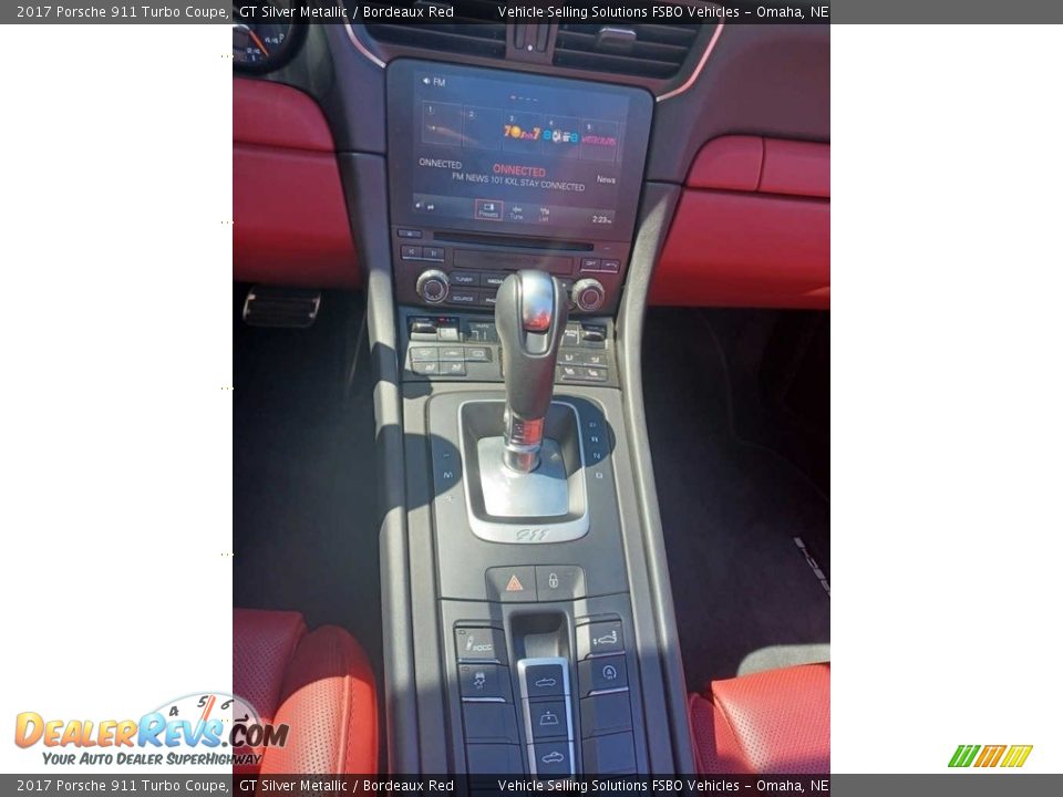 2017 Porsche 911 Turbo Coupe Shifter Photo #5