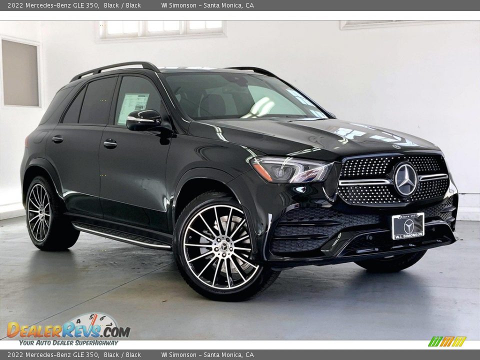 Front 3/4 View of 2022 Mercedes-Benz GLE 350 Photo #12