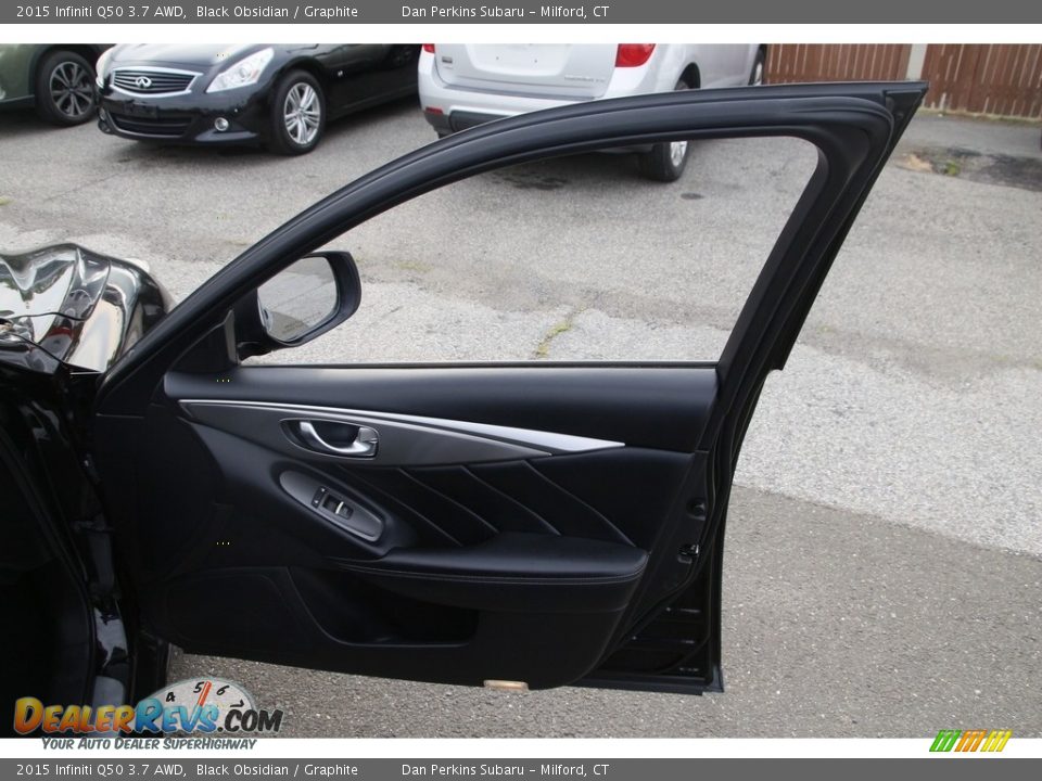 2015 Infiniti Q50 3.7 AWD Black Obsidian / Graphite Photo #17
