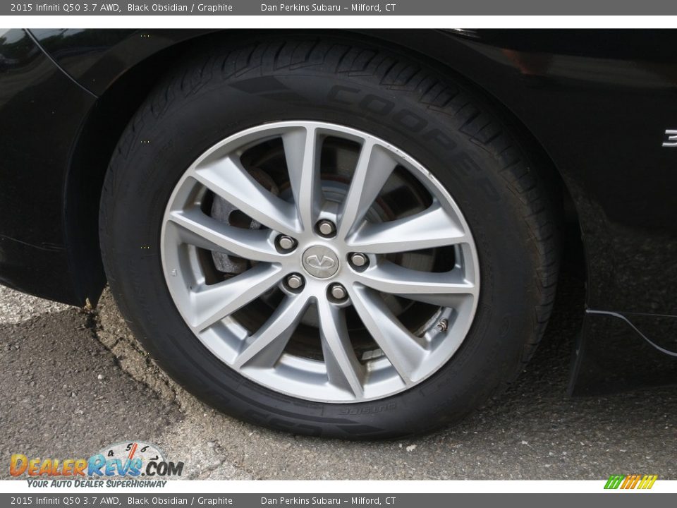2015 Infiniti Q50 3.7 AWD Black Obsidian / Graphite Photo #18