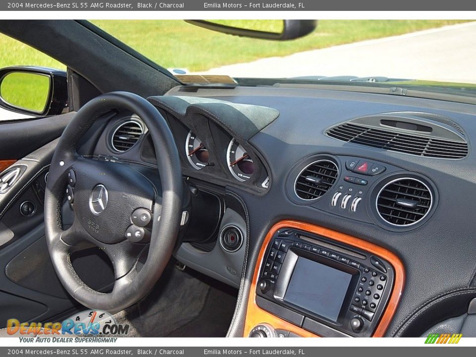 Dashboard of 2004 Mercedes-Benz SL 55 AMG Roadster Photo #28