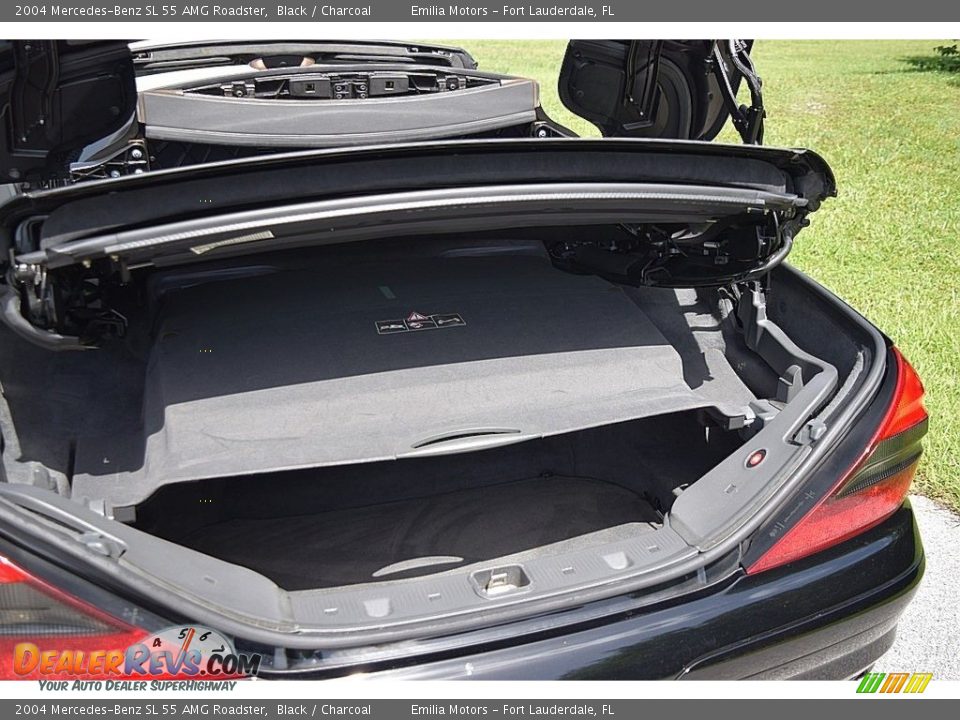 2004 Mercedes-Benz SL 55 AMG Roadster Trunk Photo #53