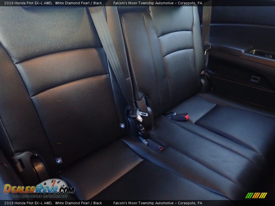 2019 Honda Pilot EX-L AWD White Diamond Pearl / Black Photo #18