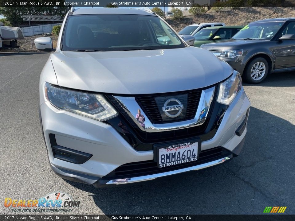 2017 Nissan Rogue S AWD Brilliant Silver / Charcoal Photo #2