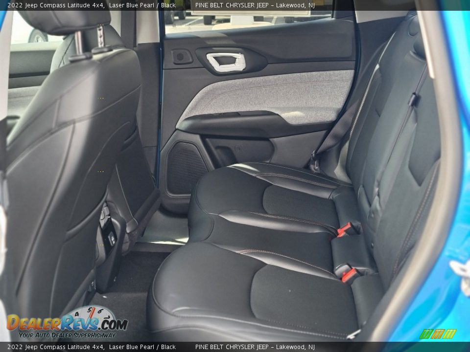 2022 Jeep Compass Latitude 4x4 Laser Blue Pearl / Black Photo #7