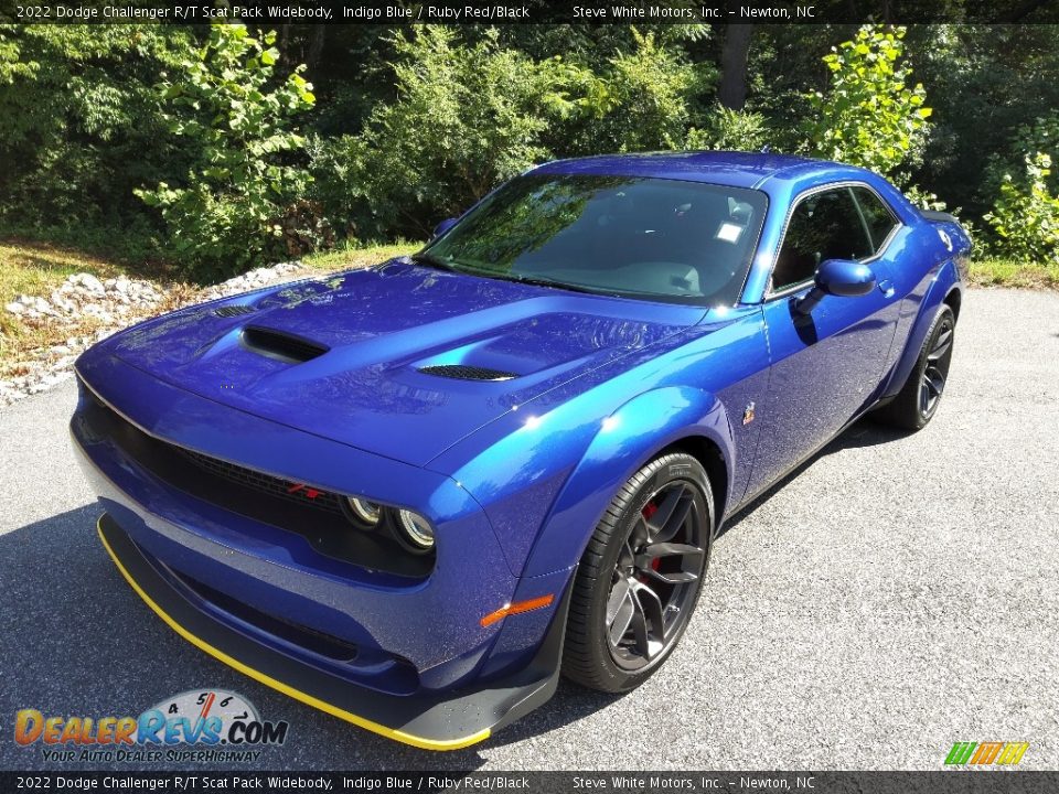 2022 Dodge Challenger R/T Scat Pack Widebody Indigo Blue / Ruby Red/Black Photo #2