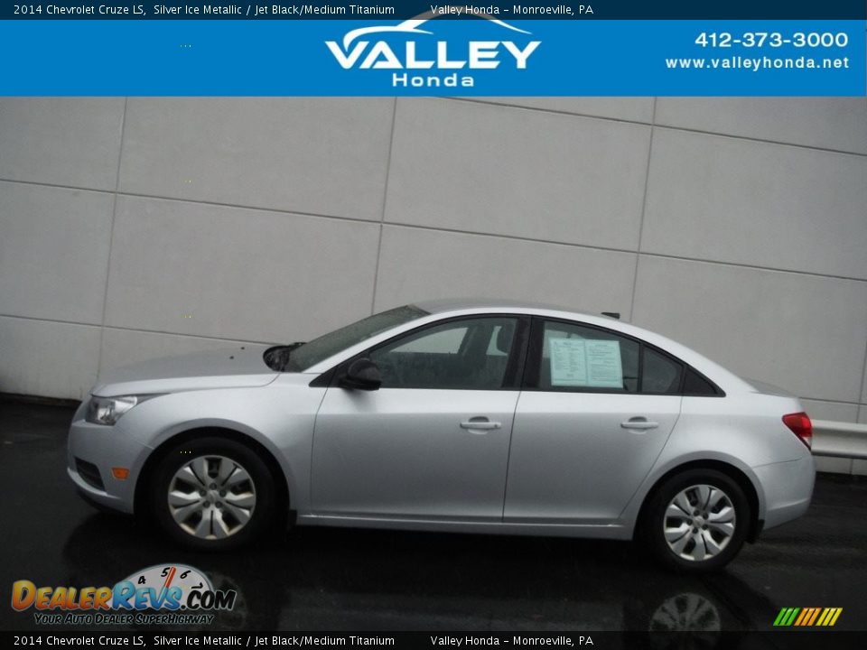 2014 Chevrolet Cruze LS Silver Ice Metallic / Jet Black/Medium Titanium Photo #2