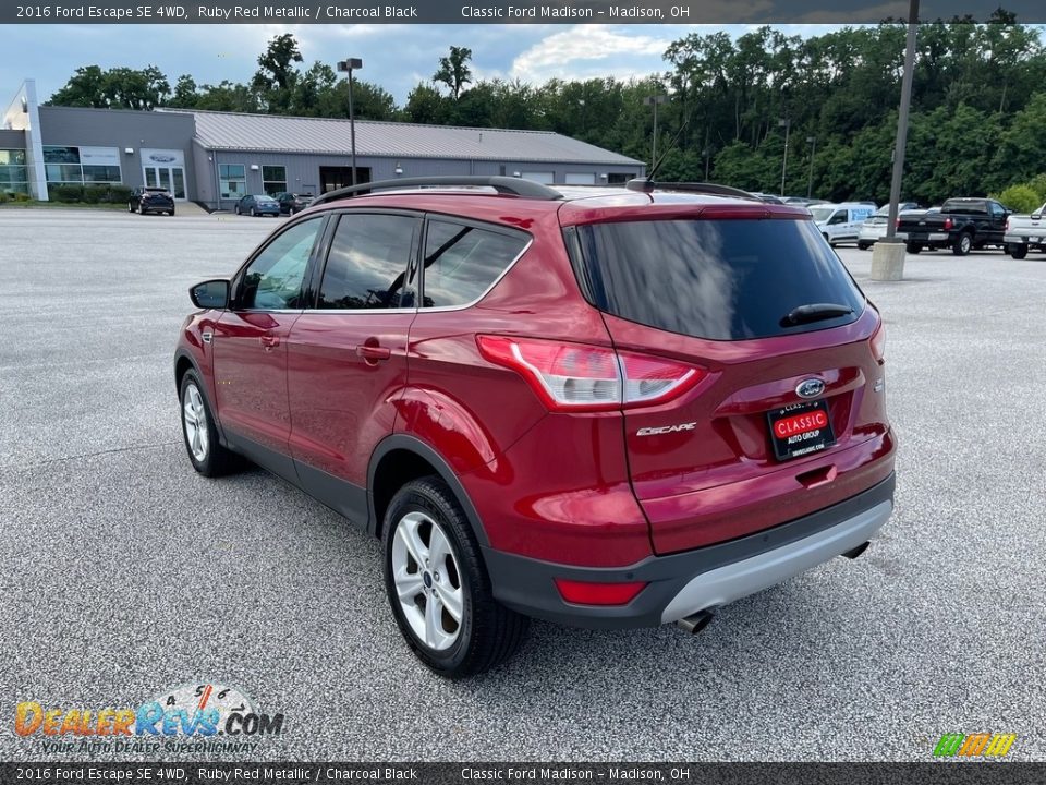 2016 Ford Escape SE 4WD Ruby Red Metallic / Charcoal Black Photo #7