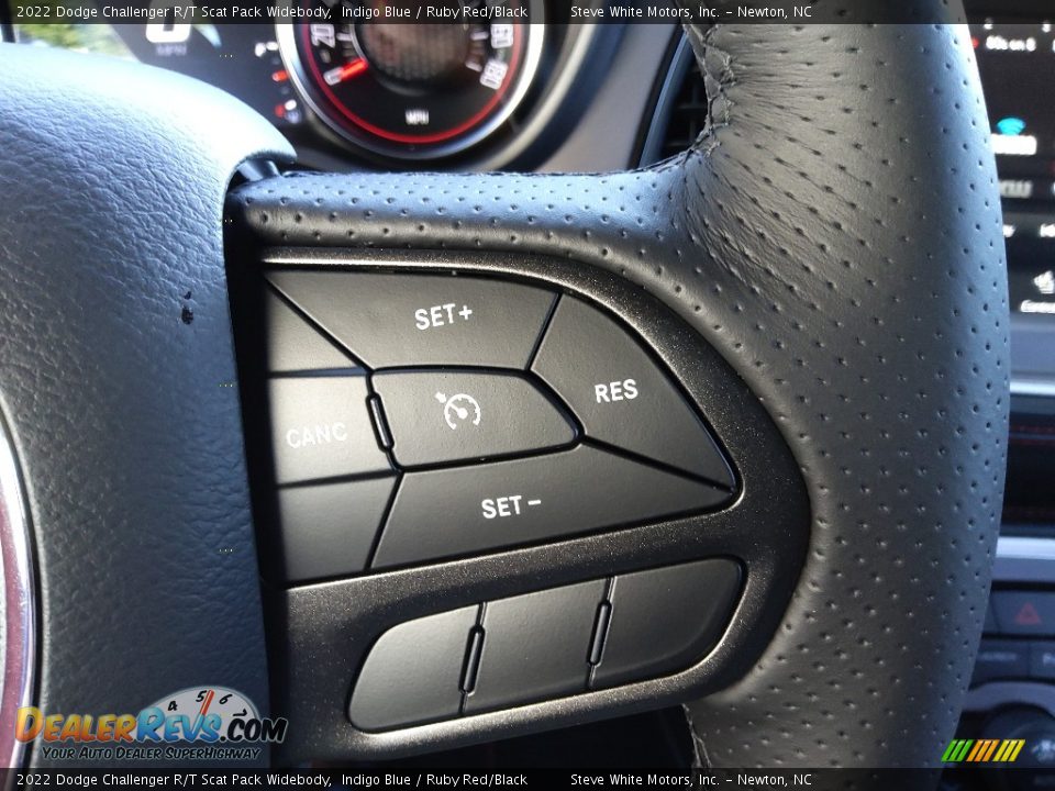 2022 Dodge Challenger R/T Scat Pack Widebody Steering Wheel Photo #18