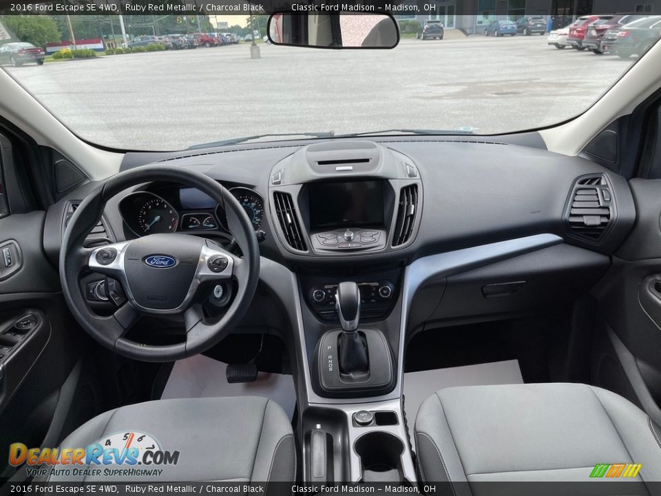 2016 Ford Escape SE 4WD Ruby Red Metallic / Charcoal Black Photo #10