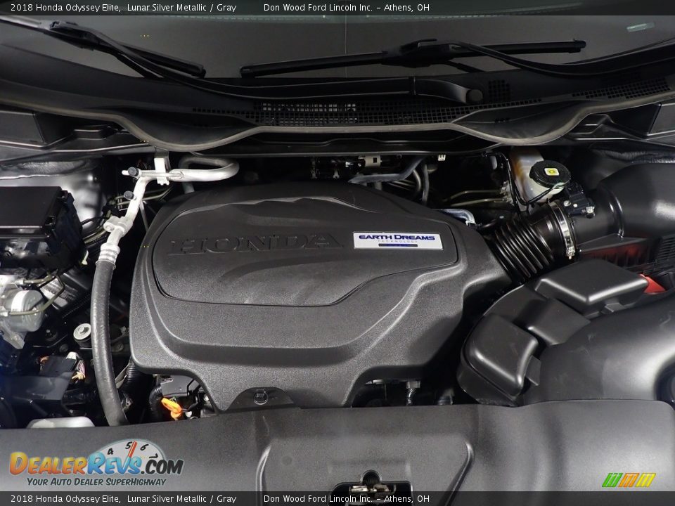 2018 Honda Odyssey Elite Lunar Silver Metallic / Gray Photo #10