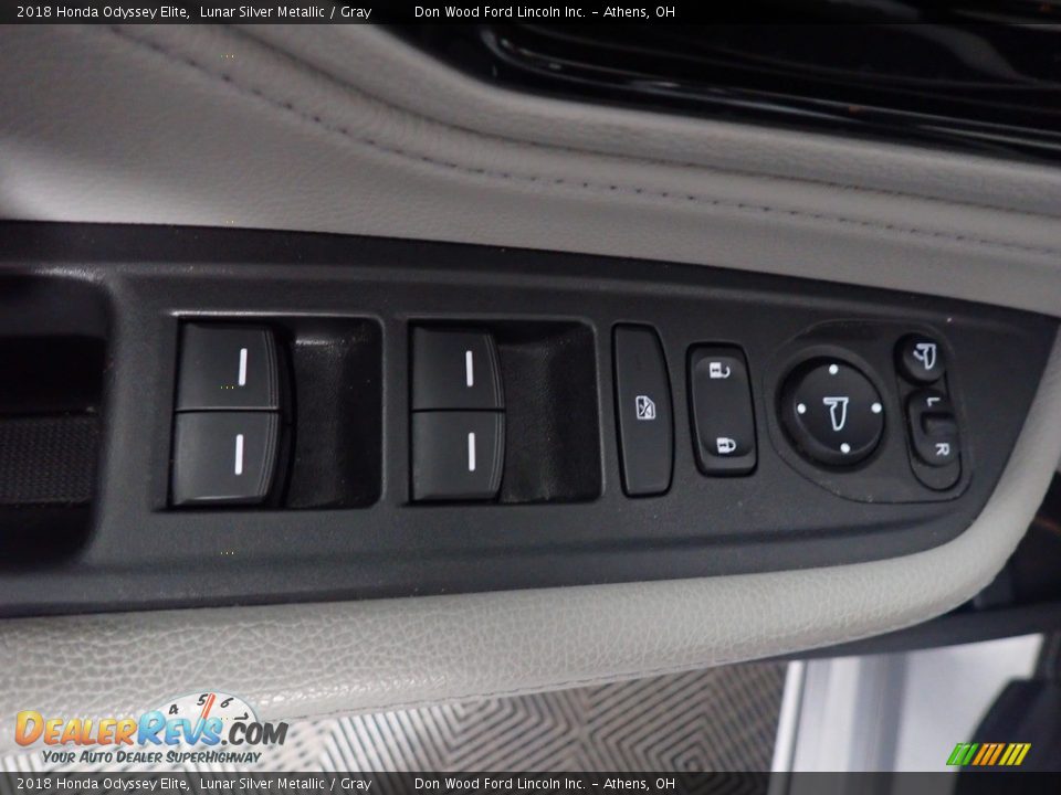 2018 Honda Odyssey Elite Lunar Silver Metallic / Gray Photo #25