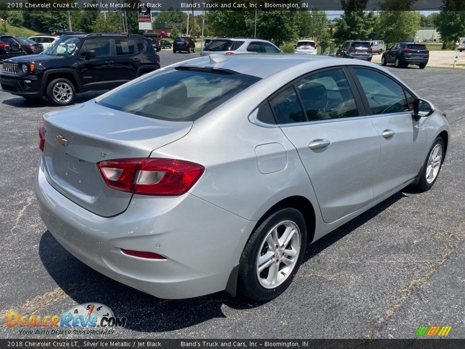 2018 Chevrolet Cruze LT Silver Ice Metallic / Jet Black Photo #8