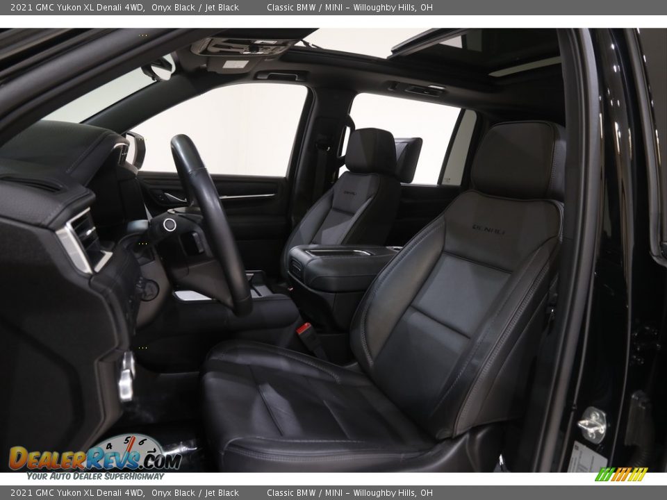 Front Seat of 2021 GMC Yukon XL Denali 4WD Photo #6