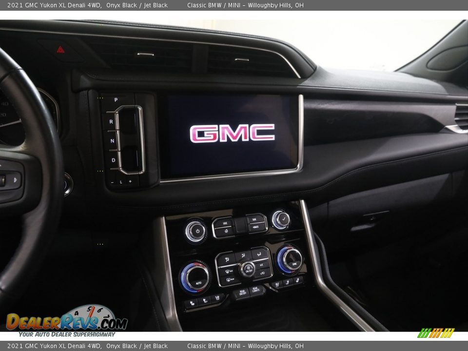 Controls of 2021 GMC Yukon XL Denali 4WD Photo #11