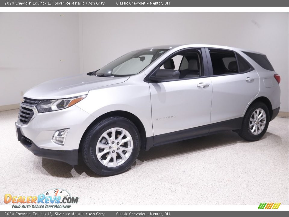 2020 Chevrolet Equinox LS Silver Ice Metallic / Ash Gray Photo #3