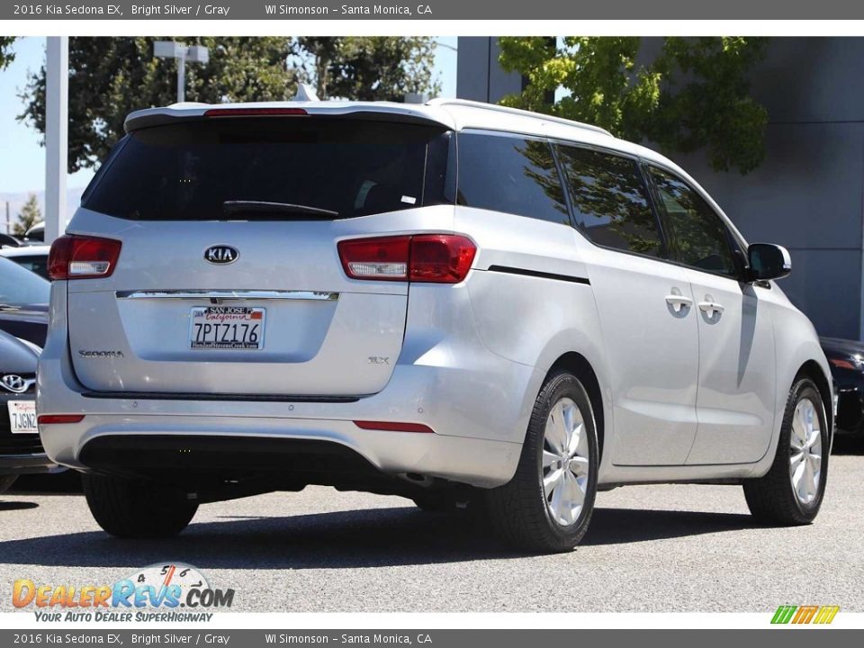 2016 Kia Sedona EX Bright Silver / Gray Photo #7