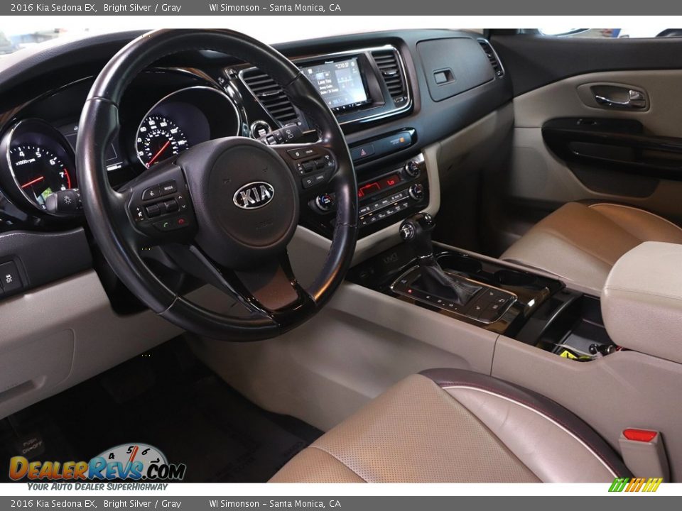 Gray Interior - 2016 Kia Sedona EX Photo #15