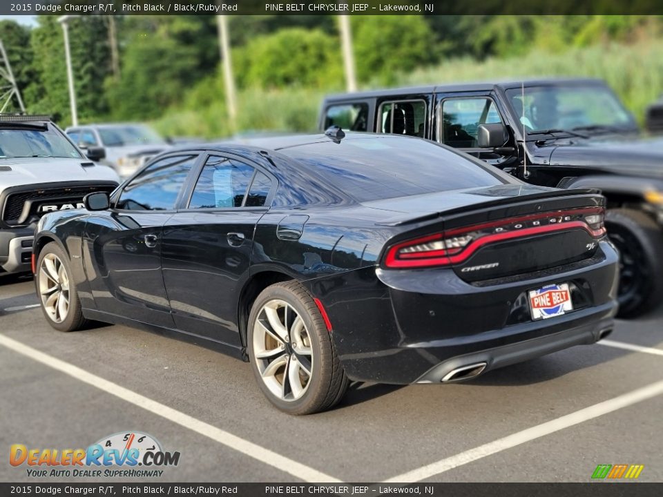 2015 Dodge Charger R/T Pitch Black / Black/Ruby Red Photo #6