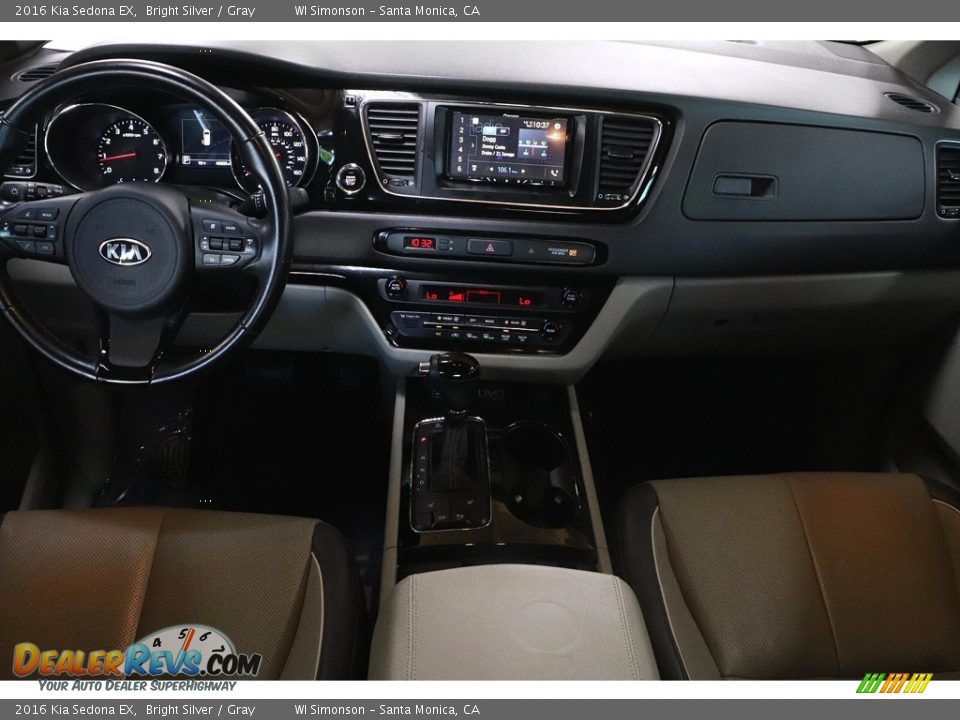 2016 Kia Sedona EX Bright Silver / Gray Photo #20