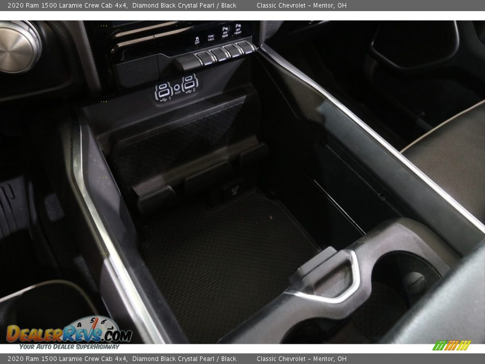 2020 Ram 1500 Laramie Crew Cab 4x4 Diamond Black Crystal Pearl / Black Photo #17