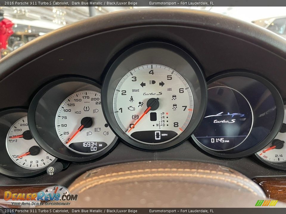 2016 Porsche 911 Turbo S Cabriolet Gauges Photo #32