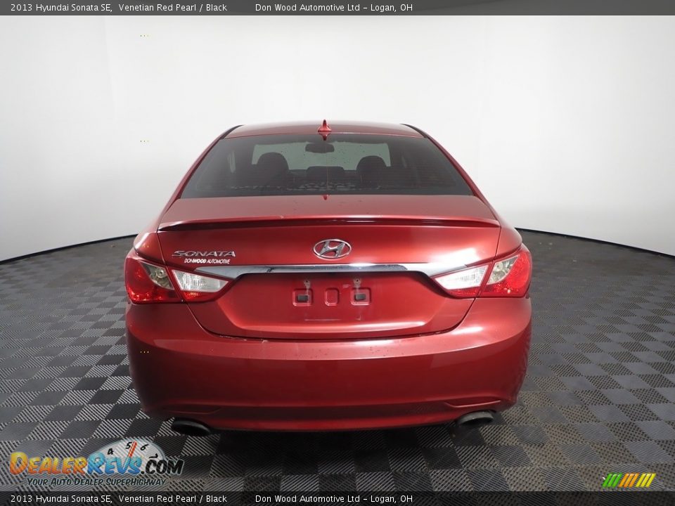 2013 Hyundai Sonata SE Venetian Red Pearl / Black Photo #9