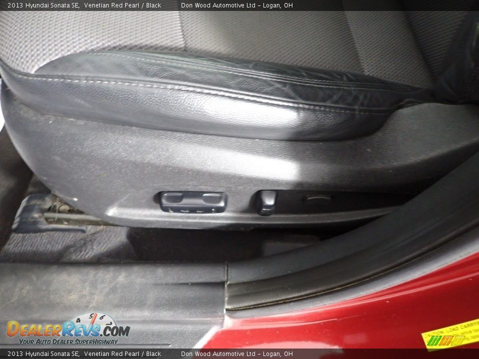 2013 Hyundai Sonata SE Venetian Red Pearl / Black Photo #15