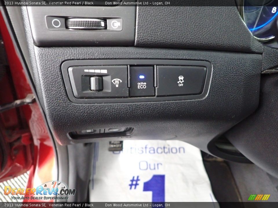 2013 Hyundai Sonata SE Venetian Red Pearl / Black Photo #17