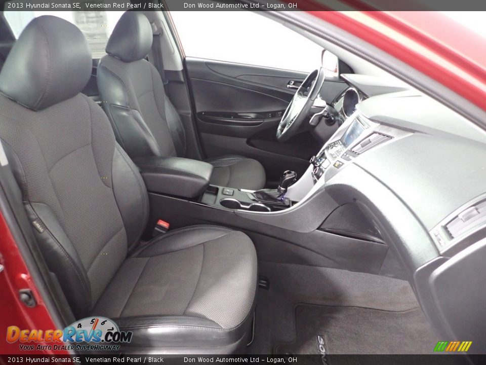 2013 Hyundai Sonata SE Venetian Red Pearl / Black Photo #29