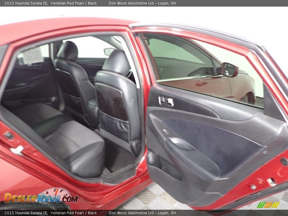 2013 Hyundai Sonata SE Venetian Red Pearl / Black Photo #30